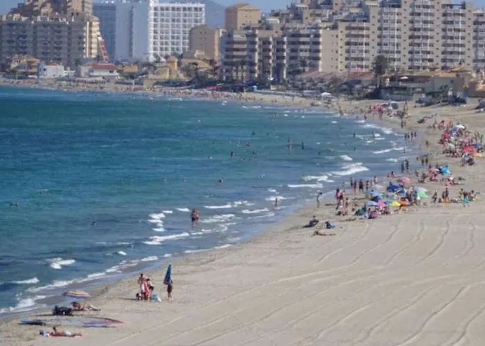 Готель Isla Grosa 2, 3*