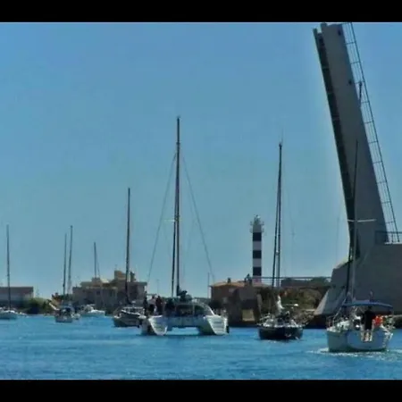 Hotel Isla Grosa 2,